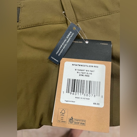 NWT The North Face' Women's Paramount Mid-Rise Pant -size 20w - Picture 8 of 9